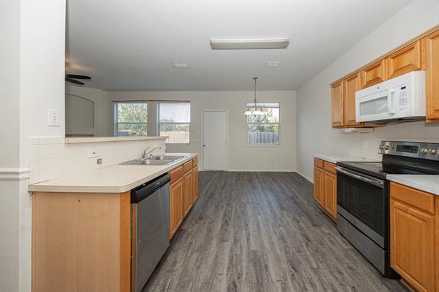 Building Photo - 1305 Auburn Dr
