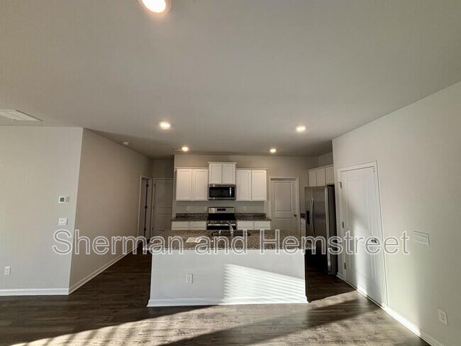 Building Photo - 248 Expedition Dr