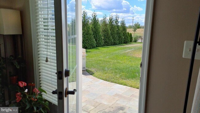 Building Photo - 25501 Emerson Oaks Dr