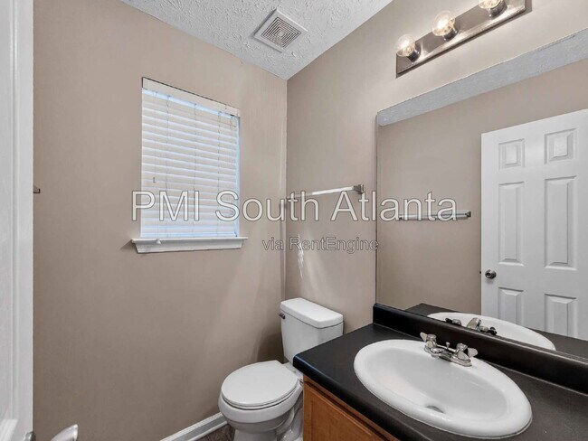 Building Photo - 5722 Shoals Pl Trail
