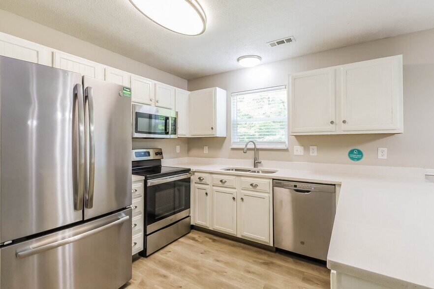 Building Photo - 5174 S Orth Dr