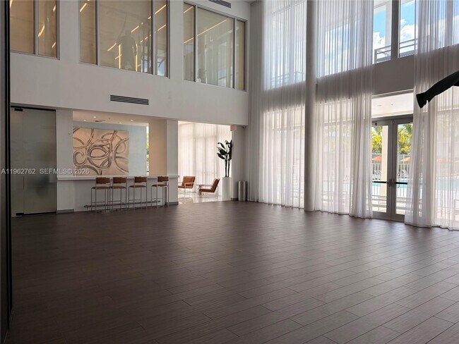 Building Photo - 10416 NW 66th St