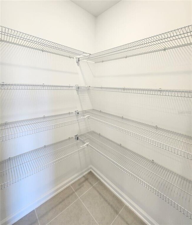 Building Photo - 5130 Magnolia Palm Dr