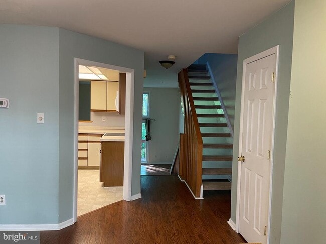 Building Photo - 3208 Champions Dr