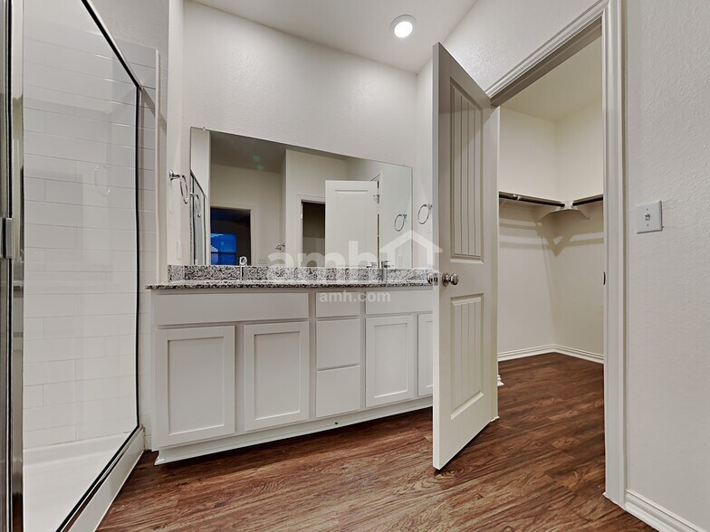 Building Photo - 188 Pebble Creek Run