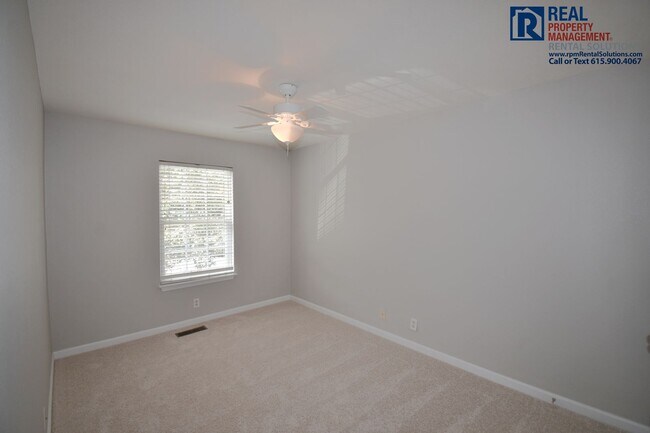 Building Photo - 3BR/2.5BA townhome in south Murfreesboro, close to I-24!
