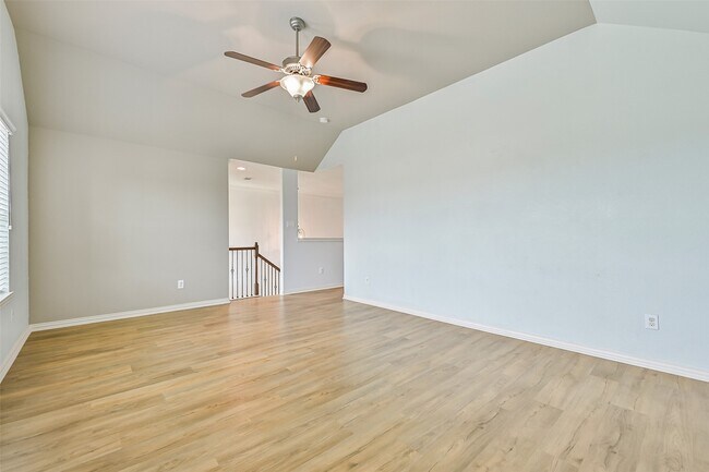 Building Photo - 4511 Apple Point Ln
