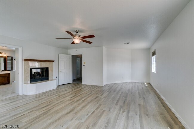 Building Photo - 8224 Tivoli Cove Dr