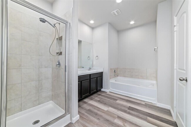 Building Photo - 21403 Warialda Manor Ln