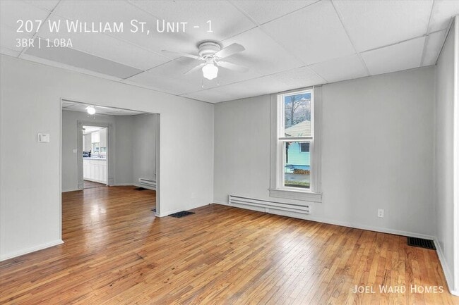 Building Photo - 207 W William St