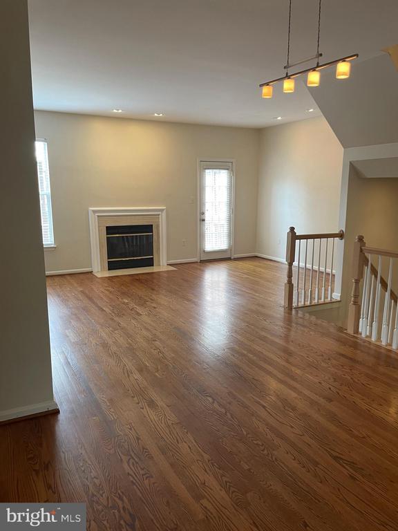 Building Photo - 2463 Clover Field Cir
