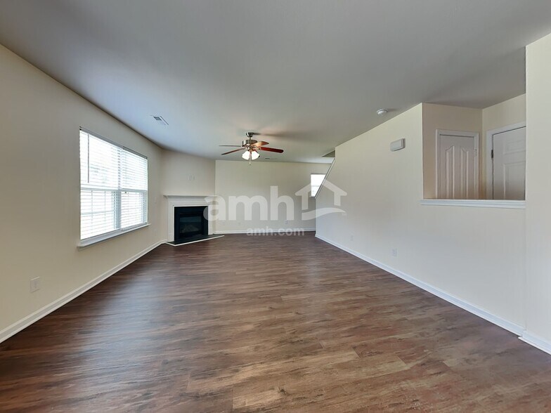 Building Photo - 5888 Odenton Ln