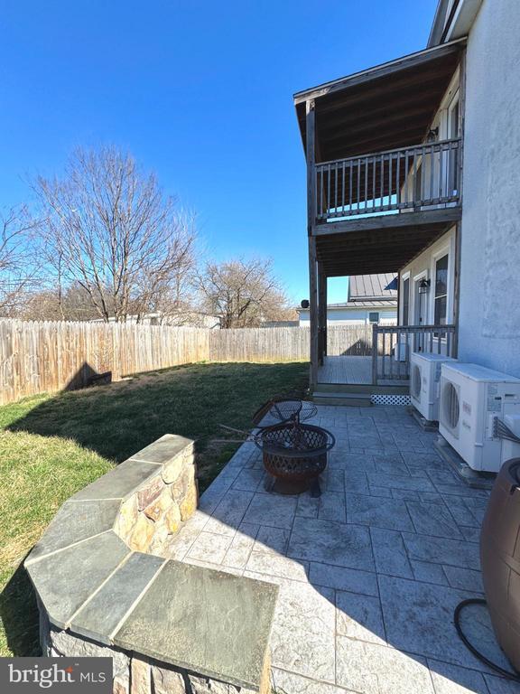 Building Photo - 508 E Main St