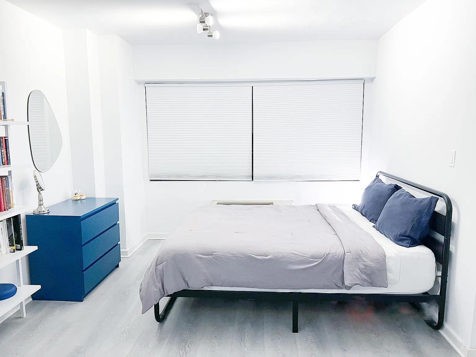 Building Photo - 2141 I St NW