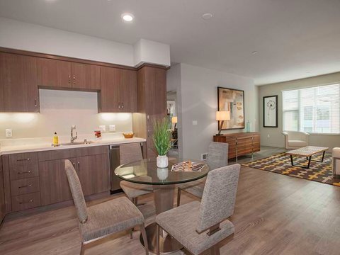 Building Photo - Updated Unit In the Heart of Temescal / Rockridge - Walking Distance to BART and Whole Foods!