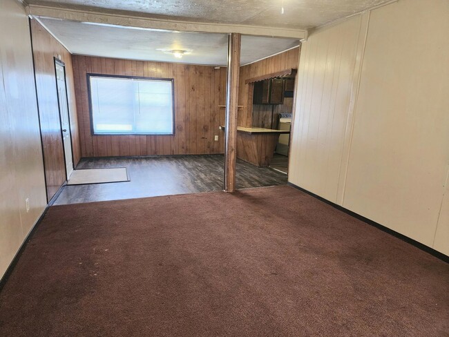 Building Photo - 1234 N Abilene Ave
