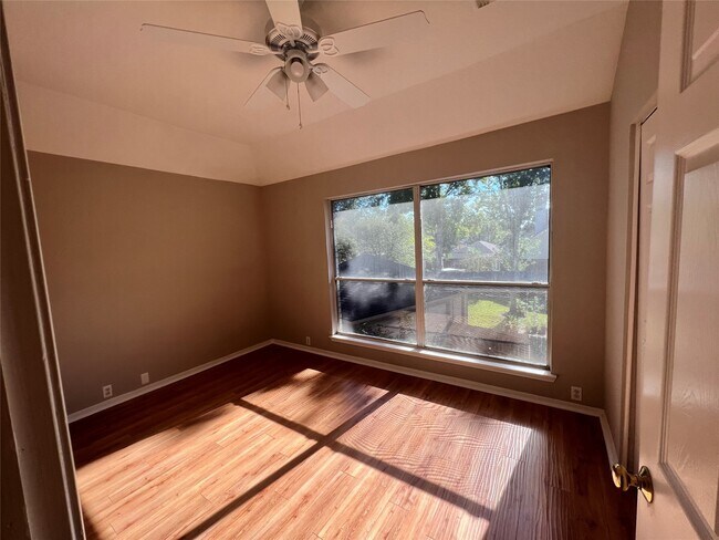 Building Photo - 6207 Harrison Ct