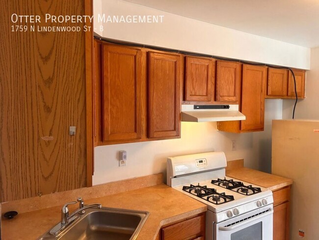 Building Photo - 2BR/1BA Sunny West Philly Apt with Washer/...