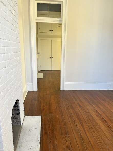 Living Room - 2427 S Robertson St