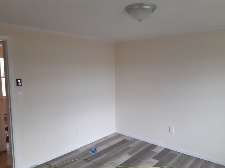 Building Photo - 103 Ramer Ct