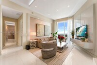 Building Photo - 15811 Collins Ave