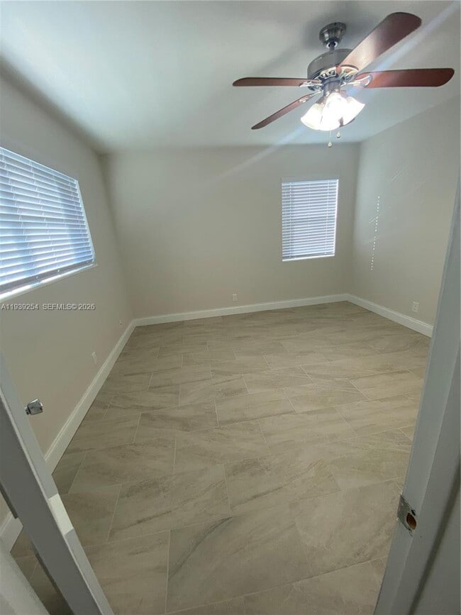 Building Photo - 2344 NE 12th St