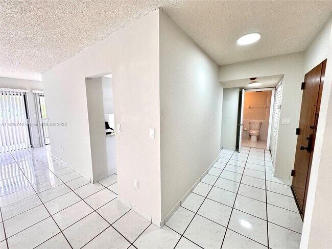 Building Photo - 5900 SW 127th Ave