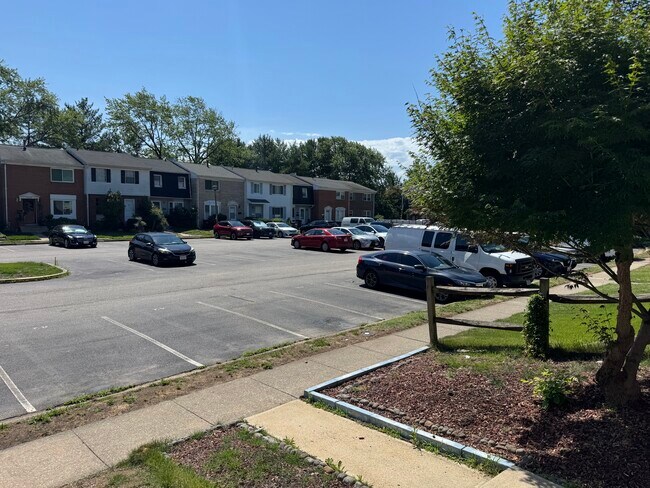 Building Photo - 14648 Balsam St