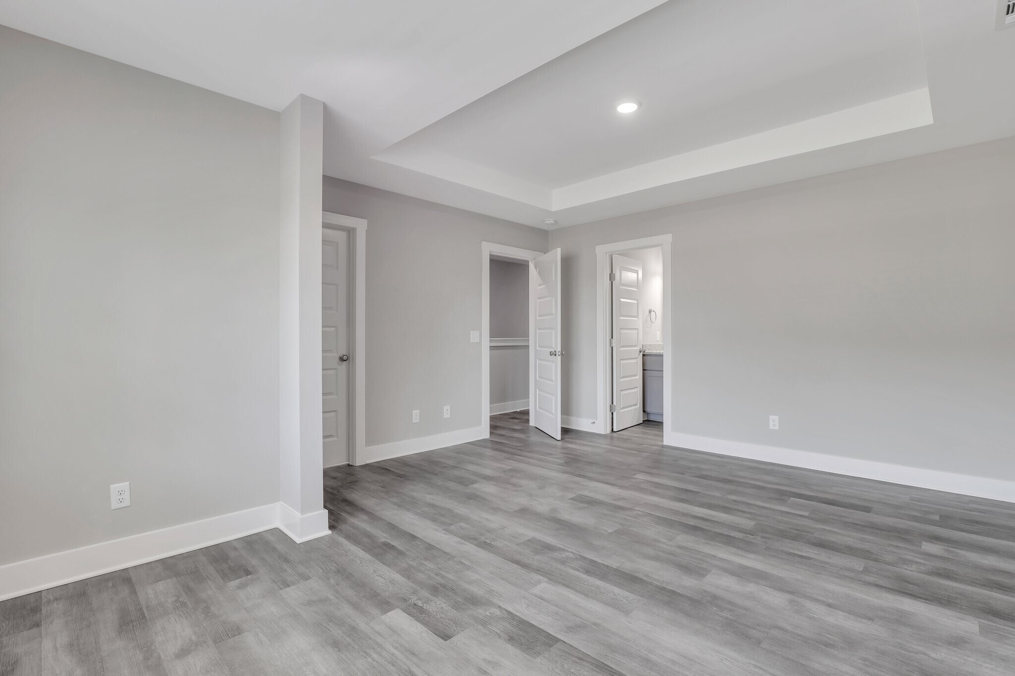 Building Photo - 105 Sherwood Ct