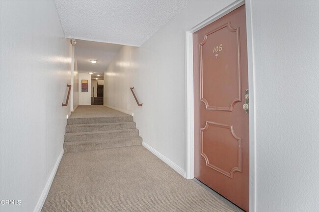 Building Photo - 8577 Rugby Dr
