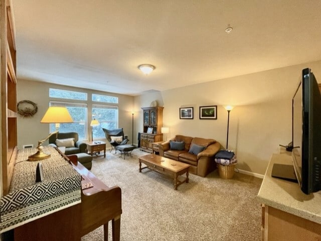 Building Photo - 4401 Riverside Dr