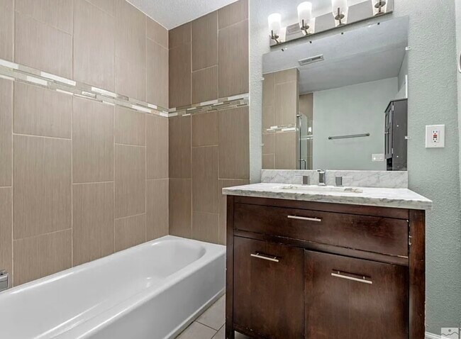 Building Photo - 2300 Dickerson Rd