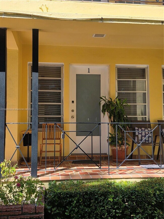 Building Photo - 8024 Harding Ave