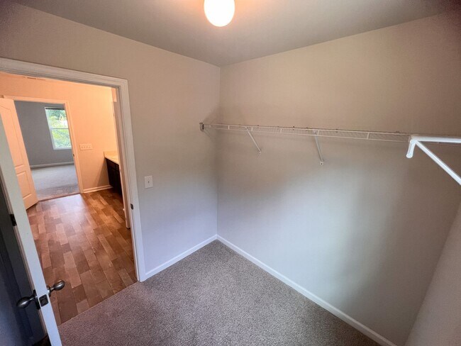 Building Photo - 4024 Gibb Ct