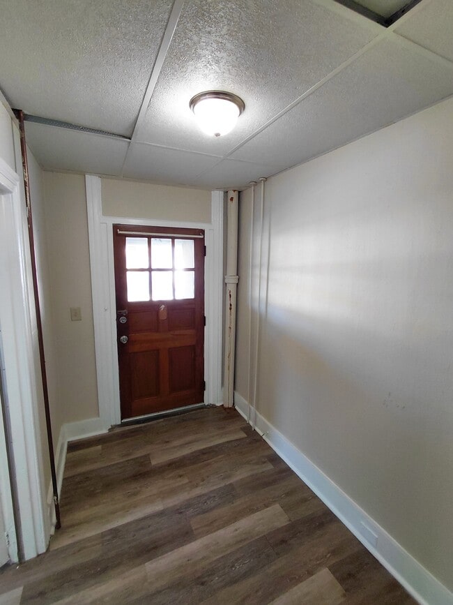 Building Photo - 834 W Wilkes Barre St