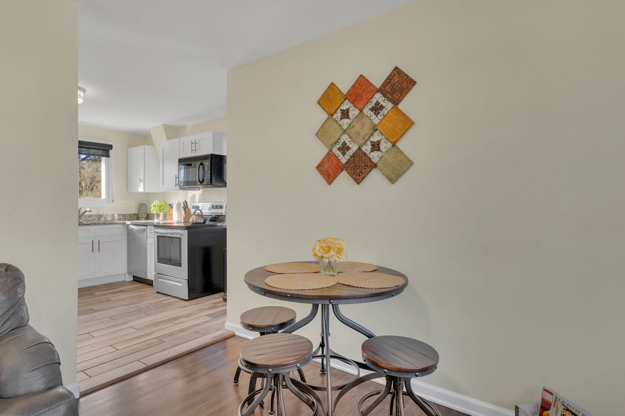 Building Photo - 3365 Hospital Ln