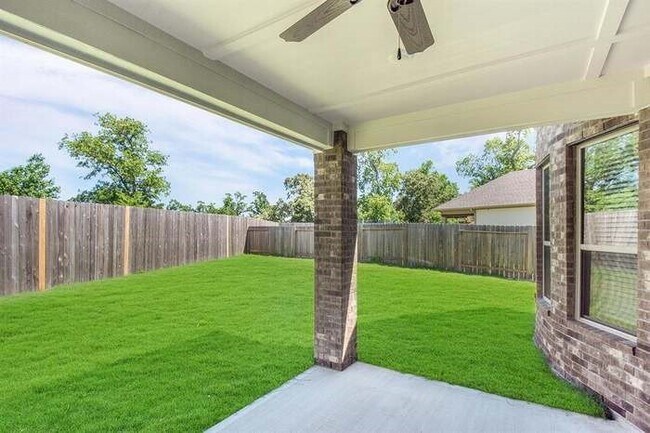 Building Photo - 25435 Kidwiler Dr