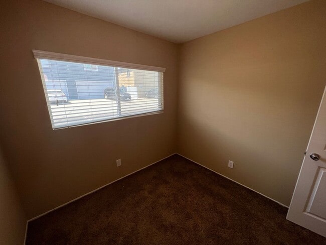Building Photo - Gorgeous Unit in Imperial Beach!