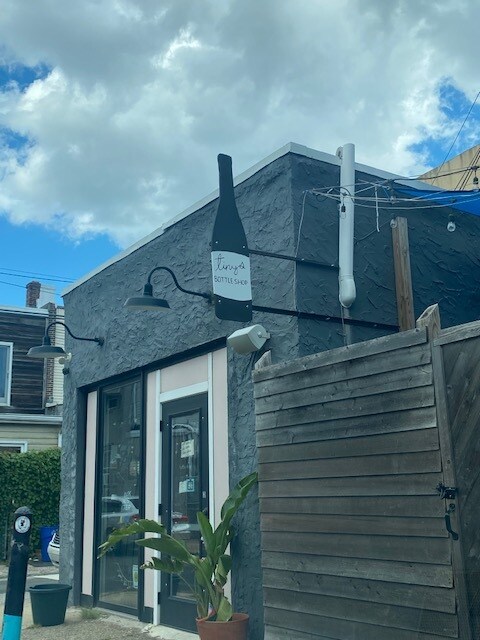 Building Photo - 3140 Salmon St