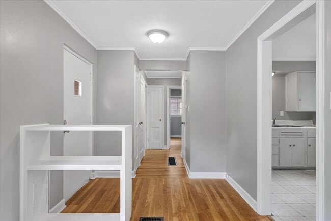 Building Photo - Sublease Available February 1st, 2026- Cha...