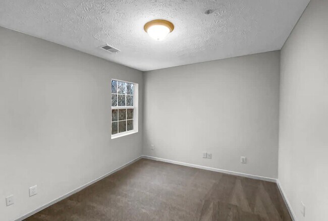 Primary Photo - 1755 Soapstone Ct