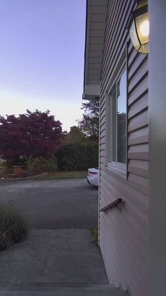 Building Photo - 25324 38th Ave S