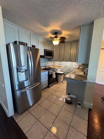 Building Photo - 3883 Turtle Creek Blvd