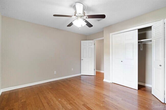 Building Photo - 8137 Imperial Dr