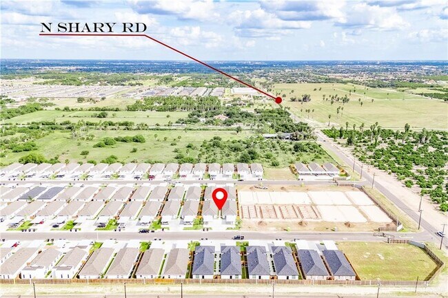 Building Photo - 19 S Xanthia St