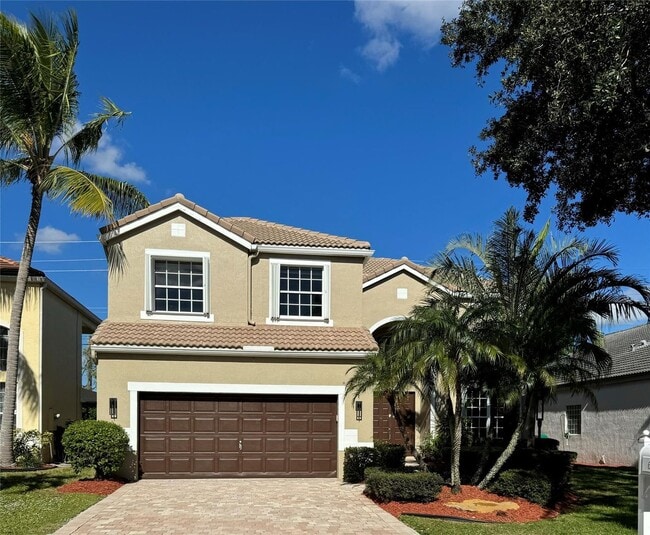 Building Photo - 6733 NW 81st Ct