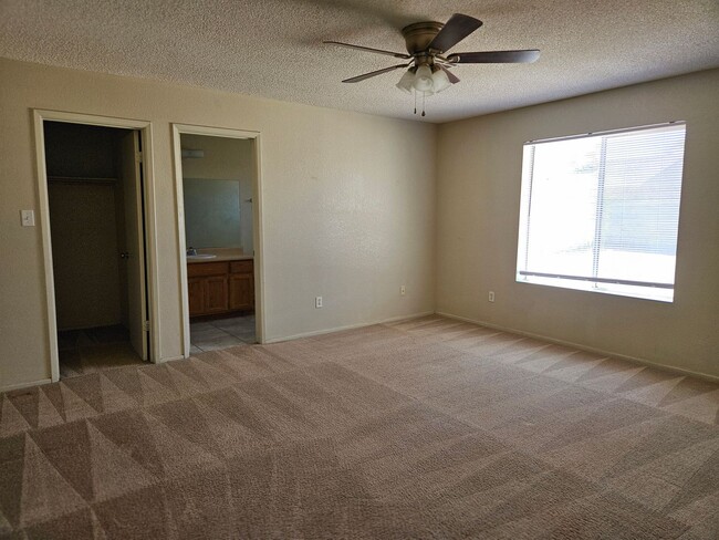 Building Photo - Ocotillo Home for Rent