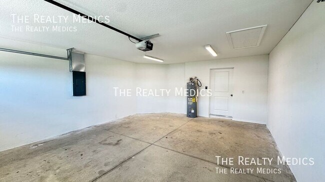 Building Photo - 8147 Cozumel Ln
