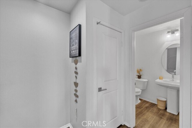 Building Photo - 1038 Savi Dr