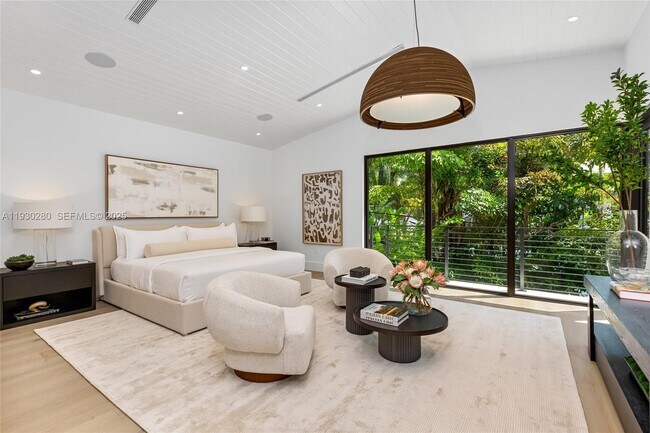 Building Photo - 4024 Bonita Ave